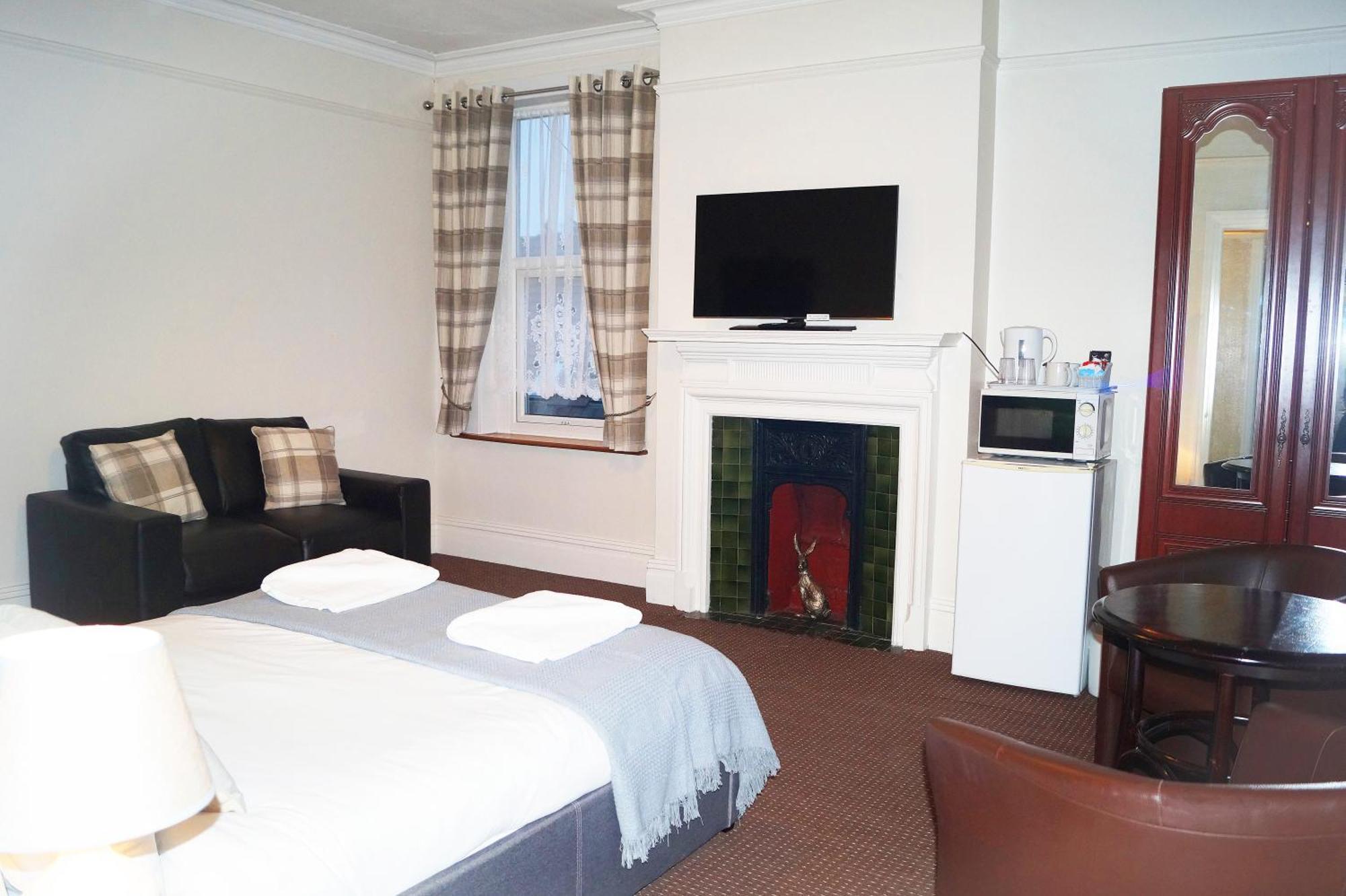Ricky Road Guest House - Premium Уотфорд Номер фото